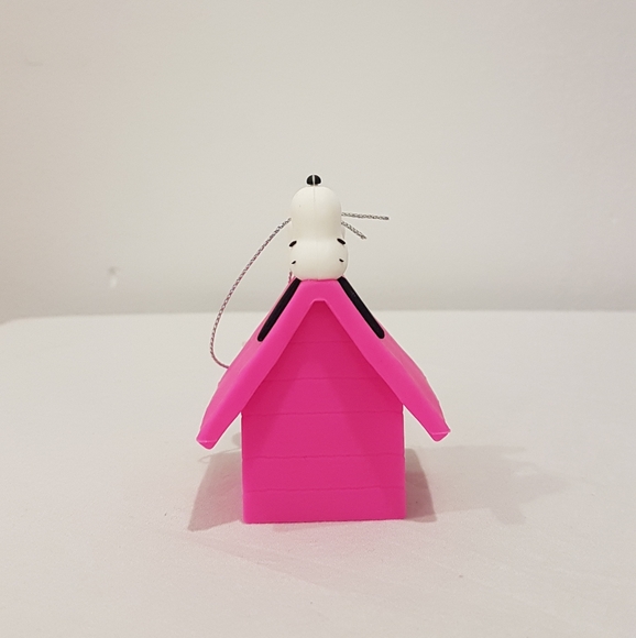 Pink Hallmark Peanuts Christmas Tree Ornament Snoopy on Top of his Doghouse - Picture 4 of 4